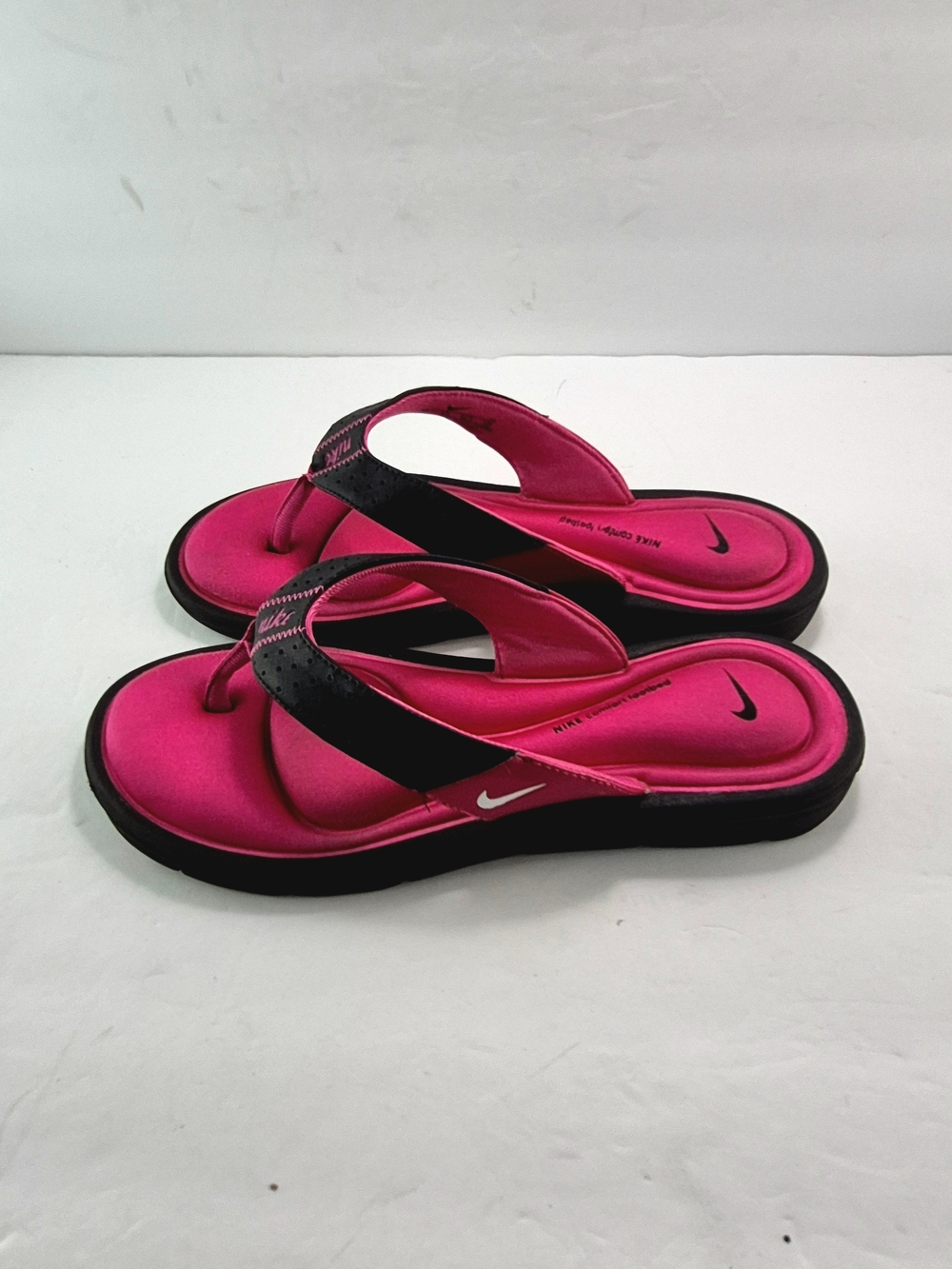 Nike Comfort Thong Sandals Pink Black Memory Foam Flip Flops Size 9 Y2K Retired